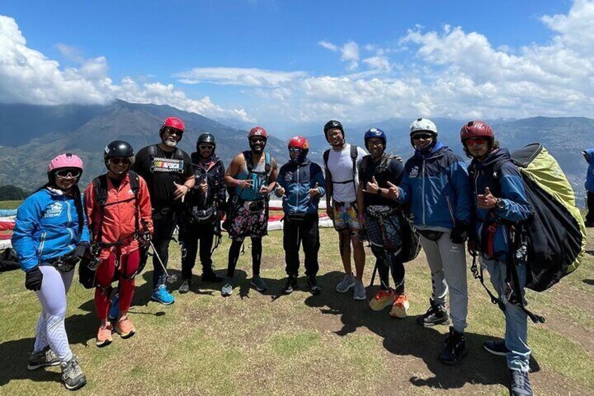  Paragliding Paragliding in Medellin BlueSky.