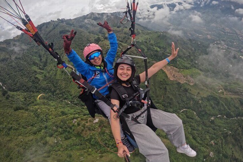  Parapente Paragliding in Medellín BlueSky.