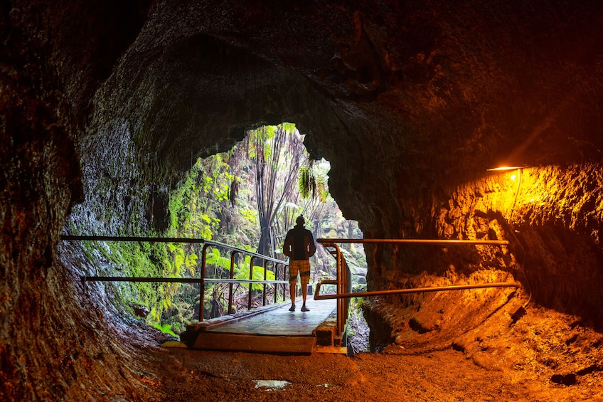 Big Island Helicopter and Volcano Adventure Sightseeing Tour