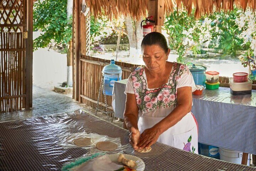 Chacchoben Mayan City and Authentic Mayan Experience Combo Tour