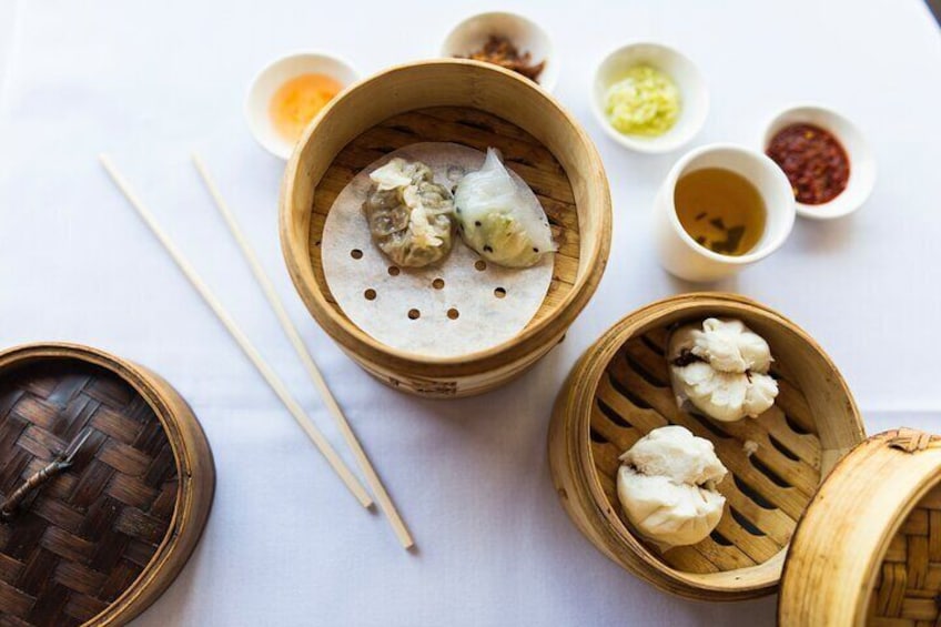 3-Hour Guided Food Tasting Tour in Chinatown New York