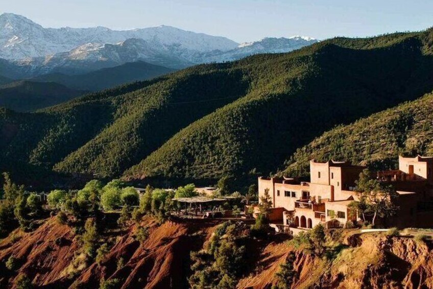 Marrakech : Ouzoud Waterfalls Guided Tour & Boat Ride