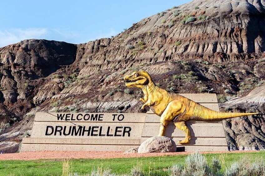 Full Day Tour in Drumheller: Horseshoe Canyon and Tyrrell Museum