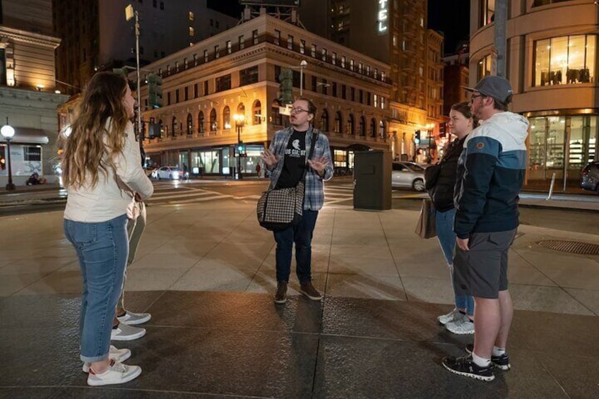 On Detroit Ghost Tour, your guide will share stories from the beyond. 