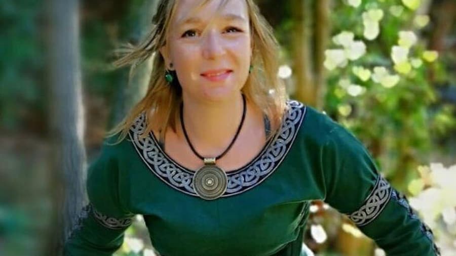 Dame Agathe Duchêne, to serve you!