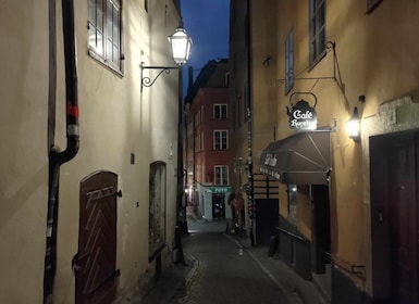 Bloody Stockholm: spöken, skräck och mörk folklore 2h