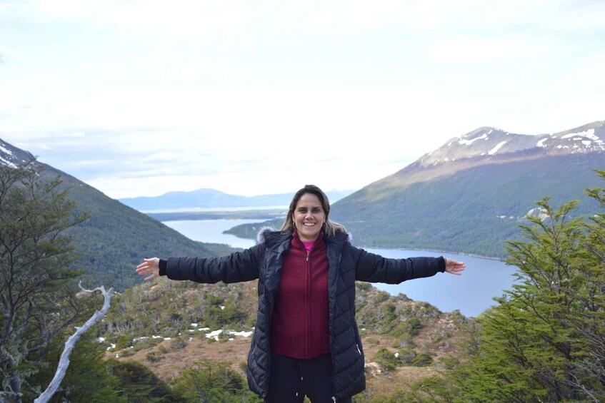 Picture 5 for Activity Ushuaia: Visit to Escondido and Fagnano Lakes PM