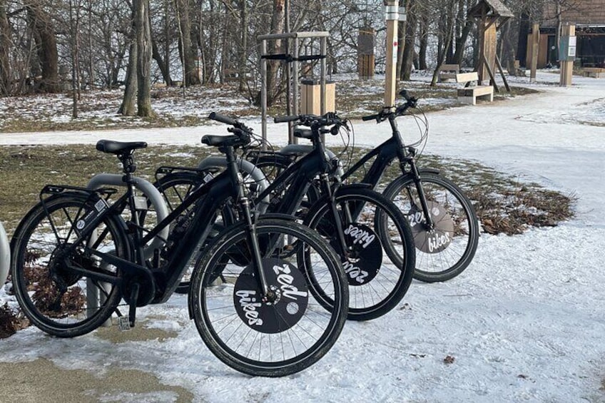 Private Budapest Adventure E-bike Tour to Buda Hills