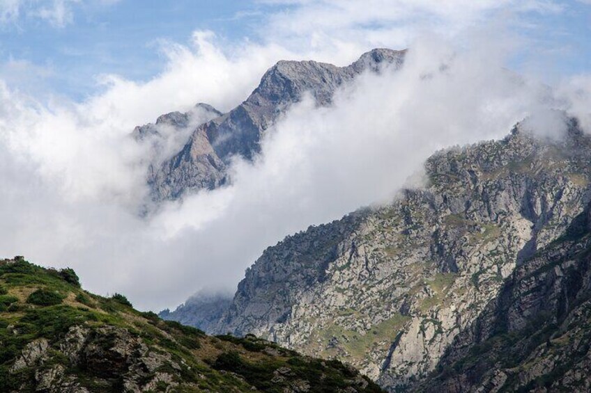 Dariali Gorge and Waterfalls from Kazbegi Half-Day Tour
