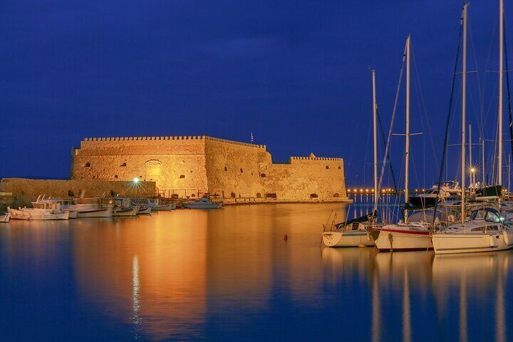 2 Hour Self Guided Audio Walking Tour in Heraklion