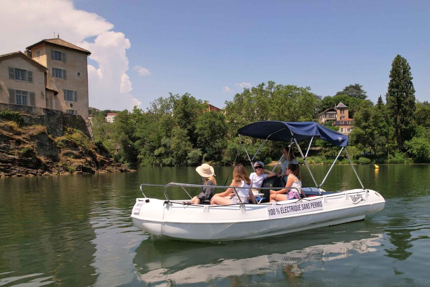 Picture 4 for Activity Lyon: from Confluence to Barbe Island in electric boat