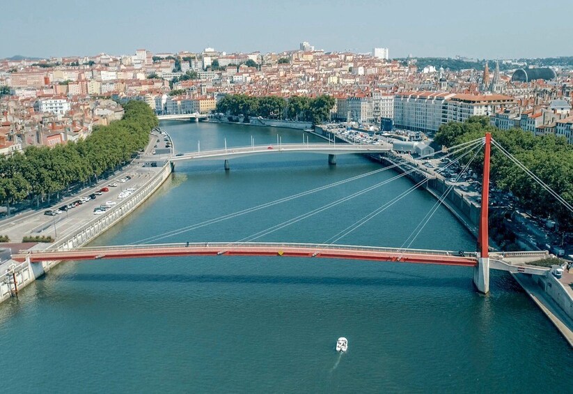 Picture 3 for Activity Lyon: from Confluence to Barbe Island in electric boat