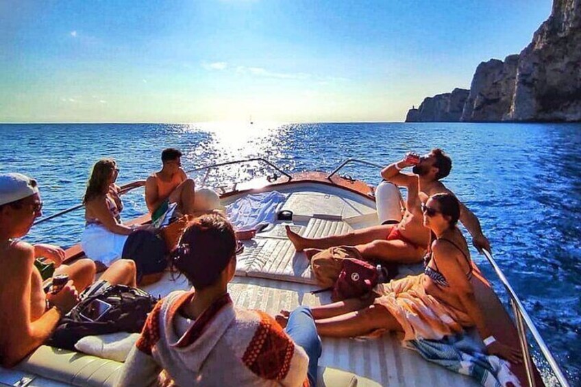 Full Day Guided Tour in Capri by Boat
