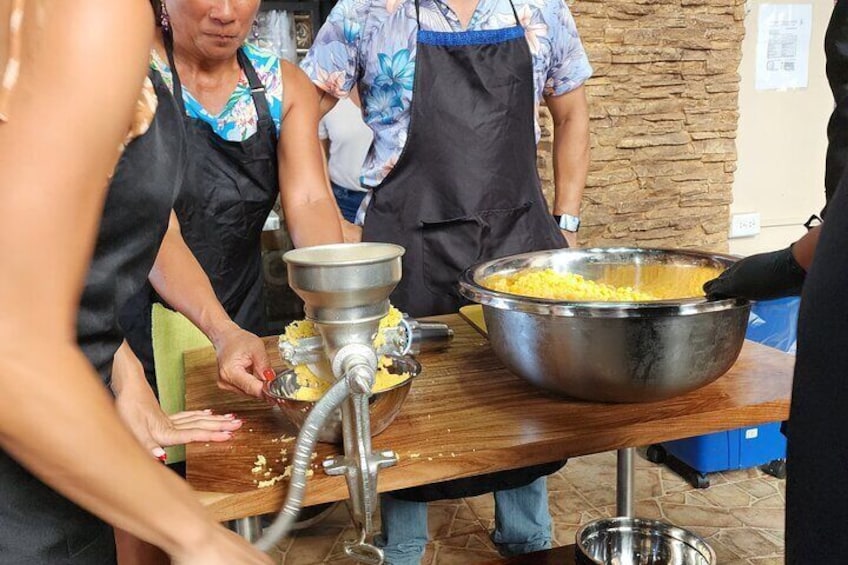 4-Hour Guided Panamanian Cooking Class and Markets Experience
