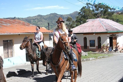 Horseback Riding Trip to Guantualo Village