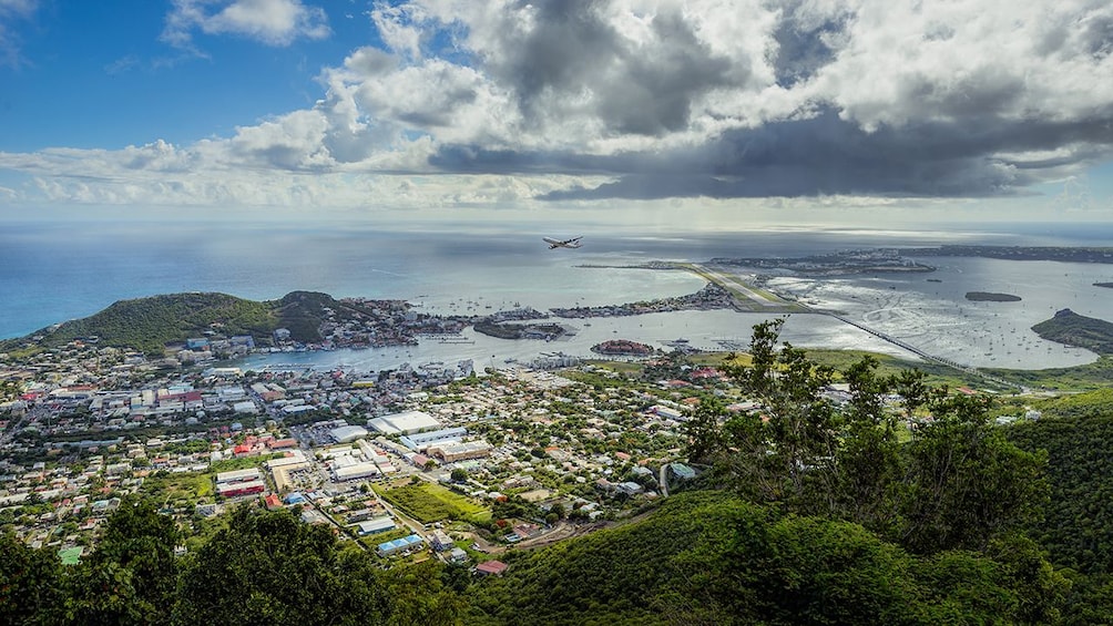 Sky Explorer, Sentry Hill and Zipline Tour
