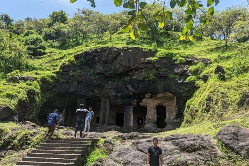 Full day Mumbai Sightseeing and Elephanta Caves Combo Tour