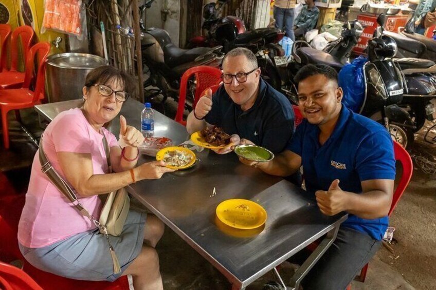 Guided Street Food Tour, Bazaar, Temples, & More