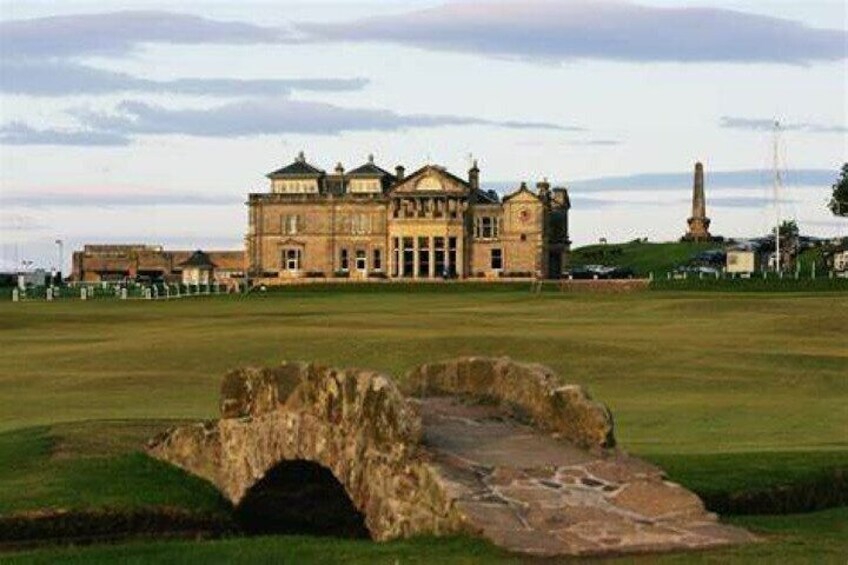 Swilcan Bridge St. Andrews