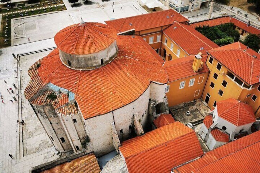 Guided Walking Tour at Zadar Historical Landmarks at Twilight