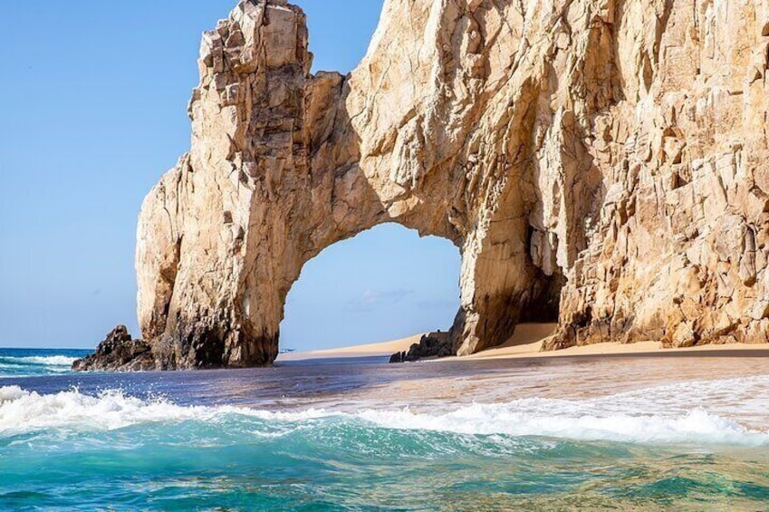 Los Cabos Guided City Tour with visit to The Arch