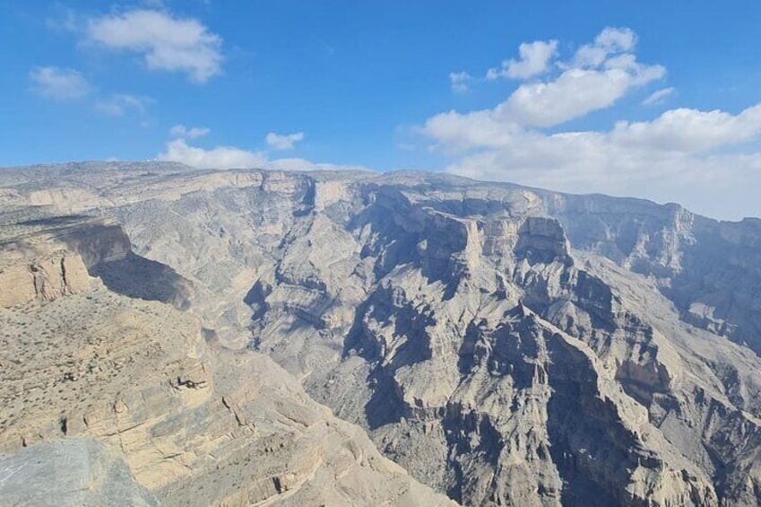 Private 2-Days Jebel Shams Camping Tour