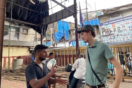 Exploring Dharavi: Mumbai's Walking Slum Tour