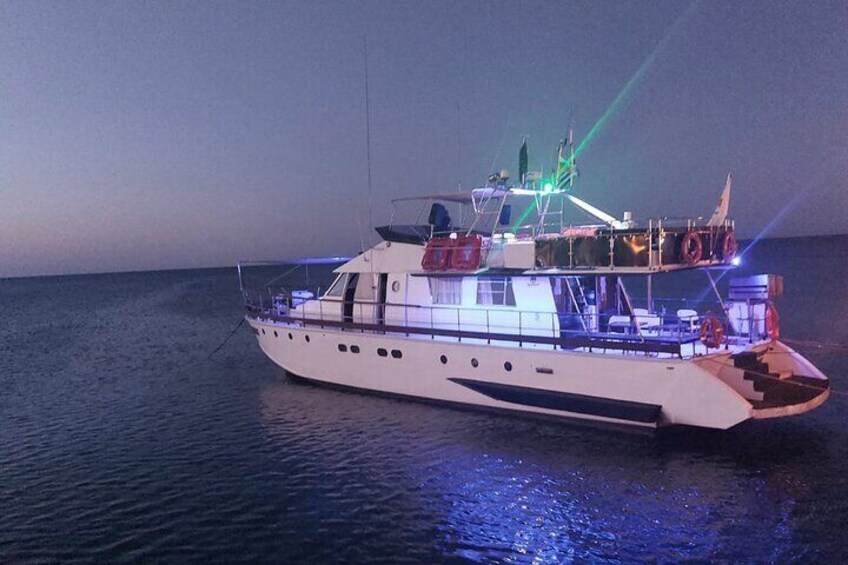  Retro DJ Sunset Cruise in Cyprus with BBQ Dinner for Families