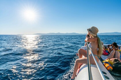 Palma de Mallorca: Crucero de 5 horas en catamarán con almuerzo y baño