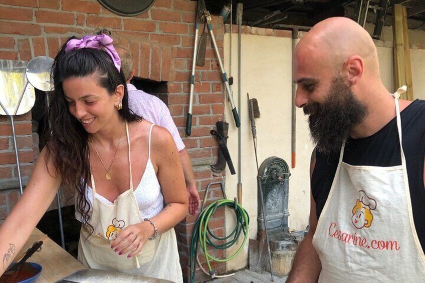 3-Hour Guided Family Pasta or Pizza Cooking Class in Acqui Terme