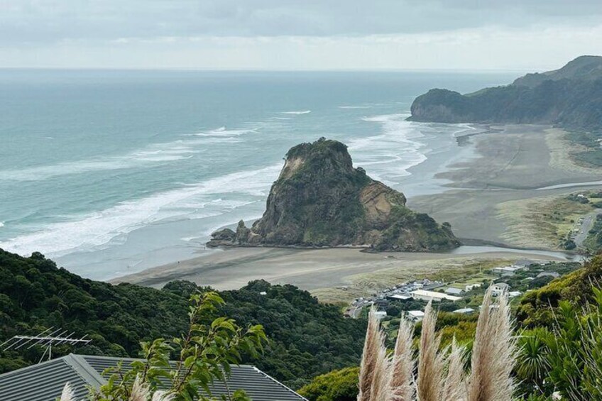 Piha Beach