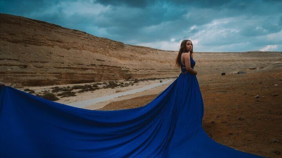 4 Hours Private Photoshoot in Giza with Flying Dress