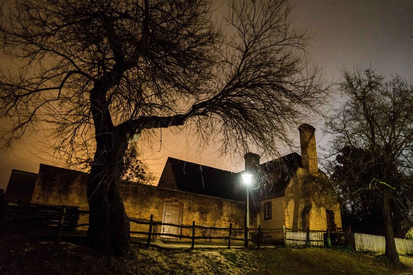 Picture 10 for Activity Williamsburg: Colonial Ghosts Haunted Walking Tour