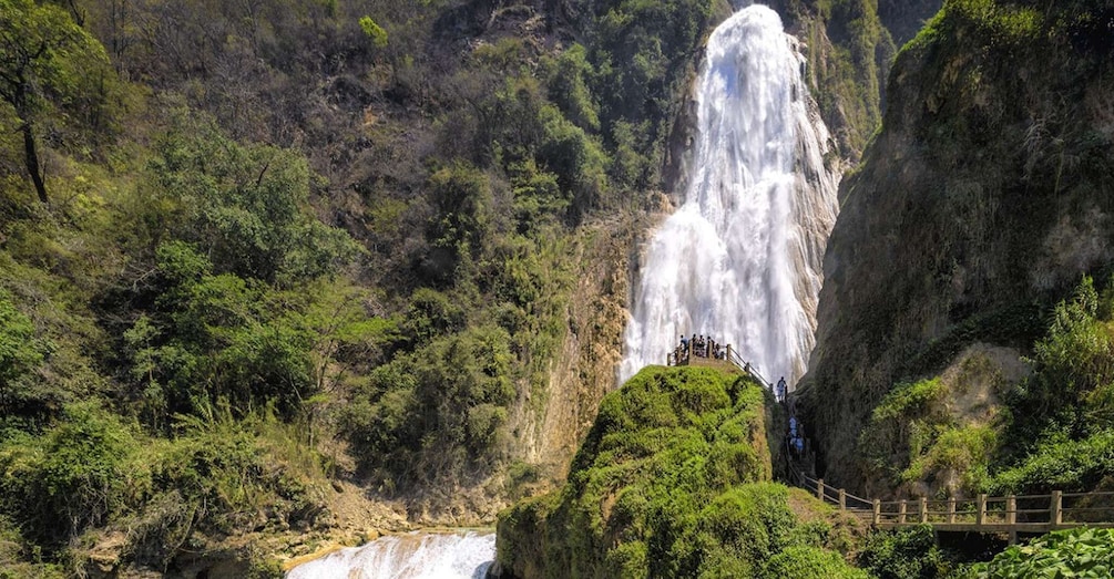 Picture 2 for Activity San Cristóbal: Amatenango, Chiflon, and Montebello Tour