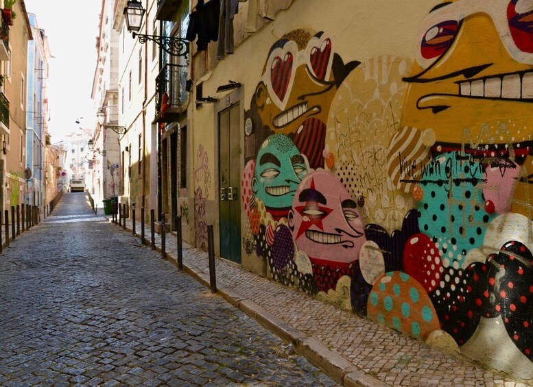 Picture 2 for Activity Lisbon: Bairro Alto and Príncipe Real City Discovery Game