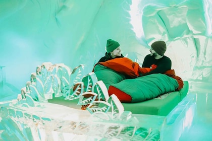 Quebec City: Hotel de Glace (Ice Hotel) Overnight Experience