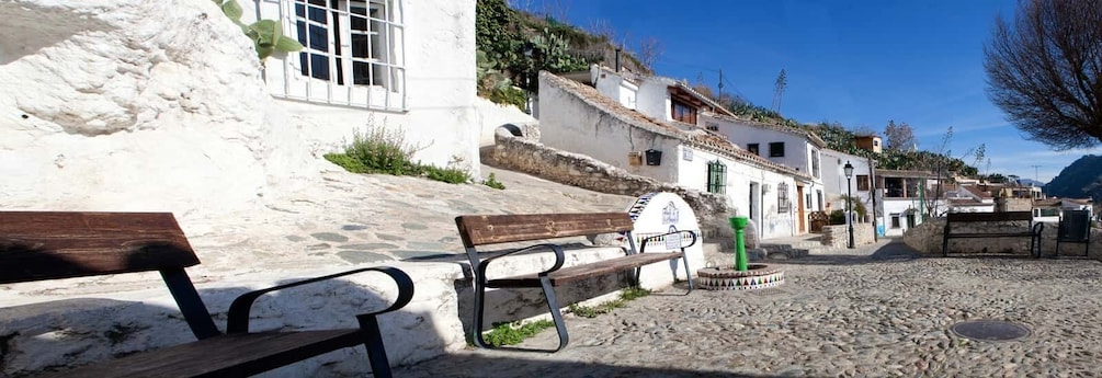 Picture 1 for Activity Granada: Albayzín and Sacromonte Private Tour