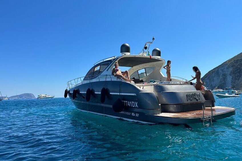 Luxury Yacht tour of the Amalfi Coast and Capri