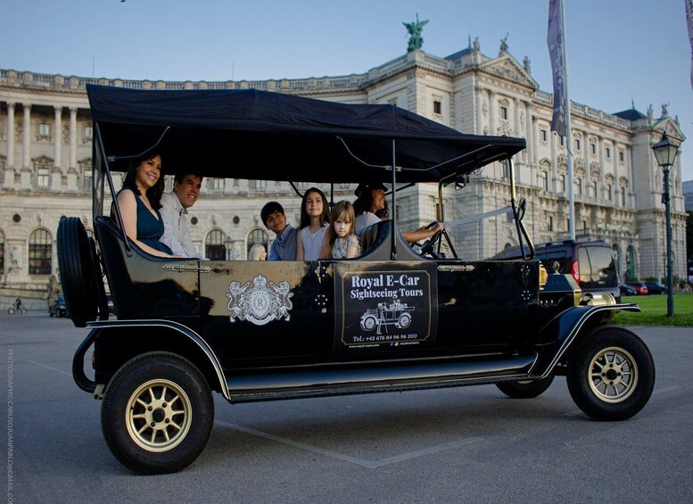 Picture 2 for Activity Vienna: Private Electric-Oldtimer Sightseeing Tour