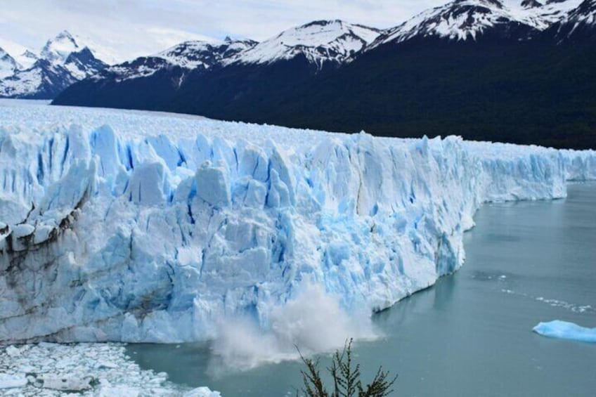 Glacier detachments