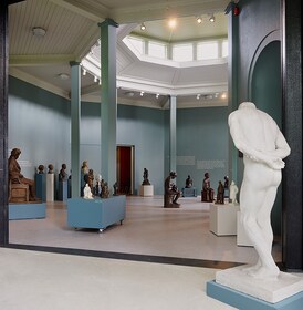 Hardangerfjord: Sculpture collection + temporary exhibition