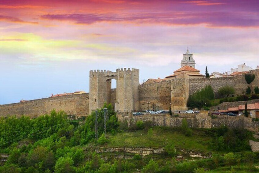 Full-Day Tour in Morella and Peñíscola with Tickets Included
