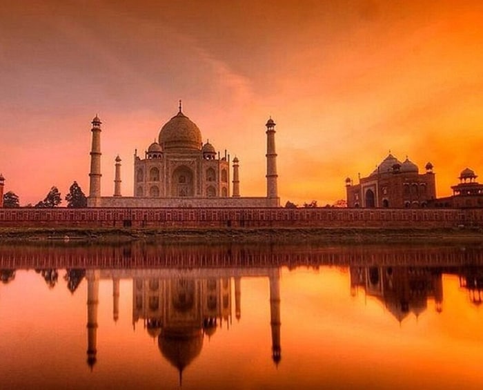 Explore  Mughal Tour 3  Days With Taj Mahal Exclusive 
