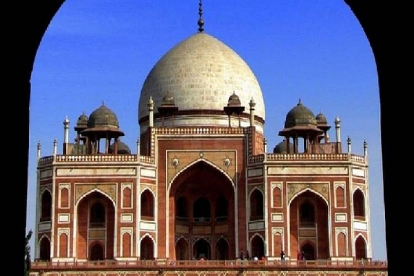 Explore  Mughal Tour 3  Days With Taj Mahal Exclusive 