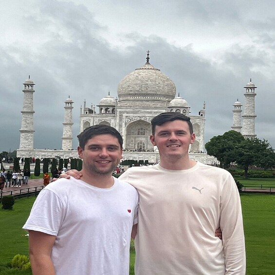 Explore Mughal Tour 3 Days With Taj Mahal Exclusive