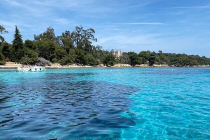 Private Boat Tour to Lérins Islands from Cannes Luxury Experience