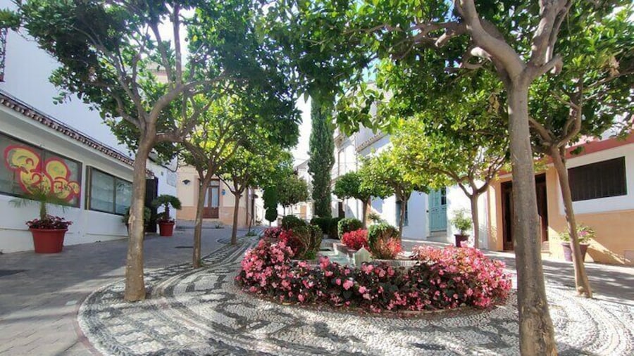 Streets of Estepona City Exploration Game The Magic Blocks