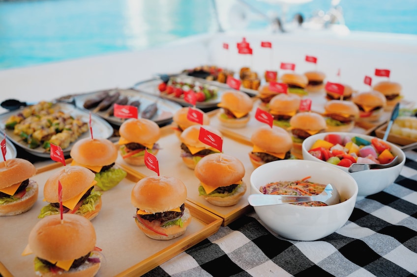 Dubai Harbour Yacht Tour with Live BBQ and Drinks