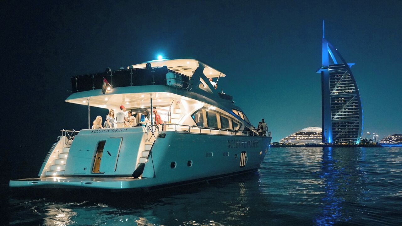 Dubai Harbour Luxury Yacht Tour with BBQ &amp; Drinks 