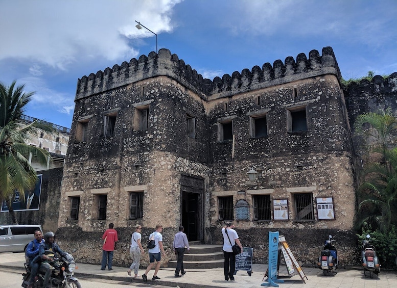 Picture 3 for Activity Stonetown Historical Walking Tour & Traditional Lunch